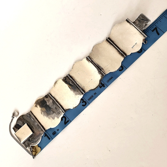 Etched Sterling Silver Vintage Linked Wide Panel Hinged Bracelet Cuff - Picture 14 of 14